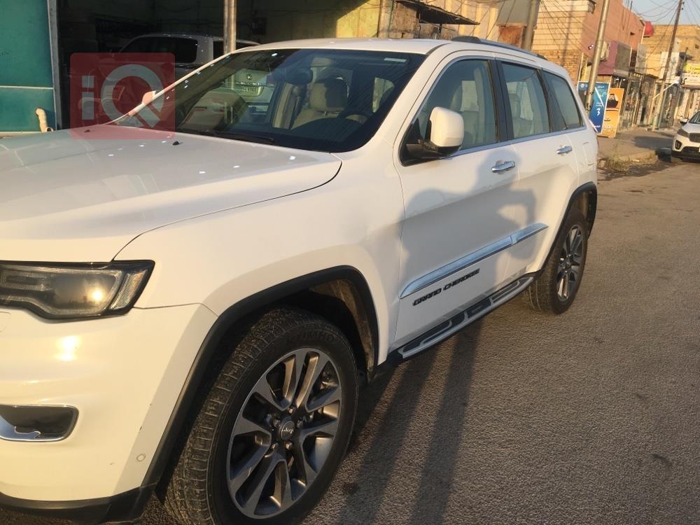 جيب جراند شيروكي